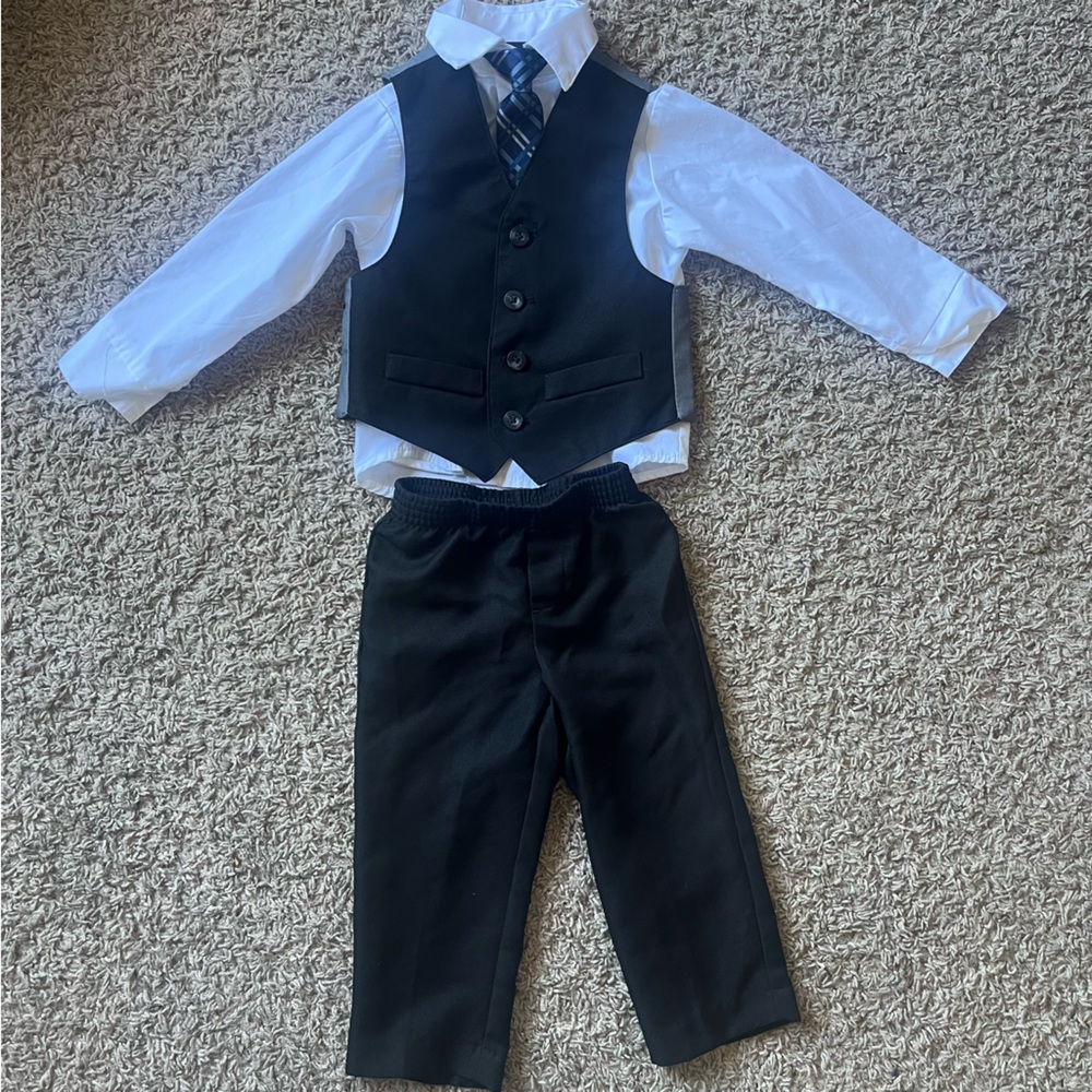 Izod Toddler Formal 4 Piece Suit Set